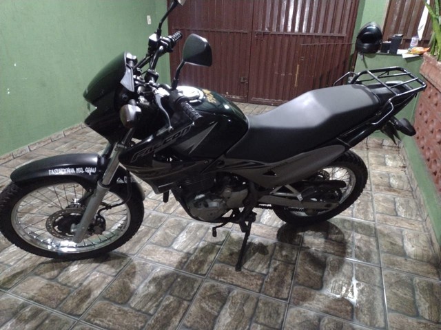 MOTO FALCON 2001