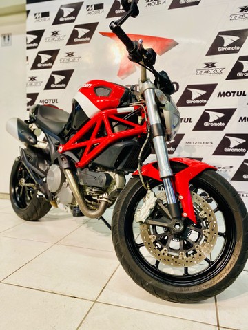 DUCATI MONSTER 796 TRICOLOR