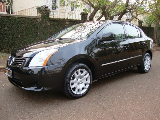 NISSAN SENTRA 2.0 MECANICO 2011 COMPLETO NOVISSIMO