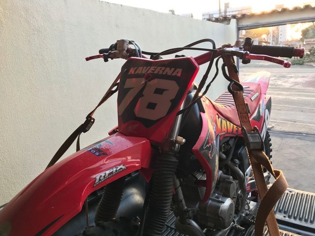 MOTO DE TRILHA