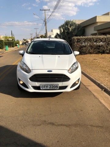 NEW FIESTA HATCH 1.5 ÚNICO DONO