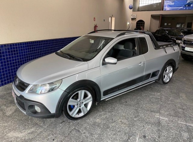 SAVEIRO CROSS