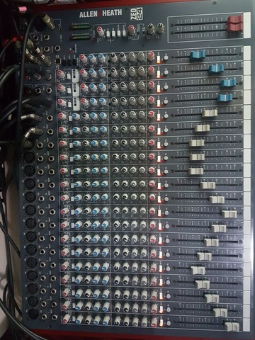 Mesa Allen Heath ZED 24