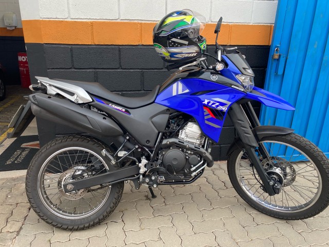 LANDER 250 ANO 2020 MUITO NOVA