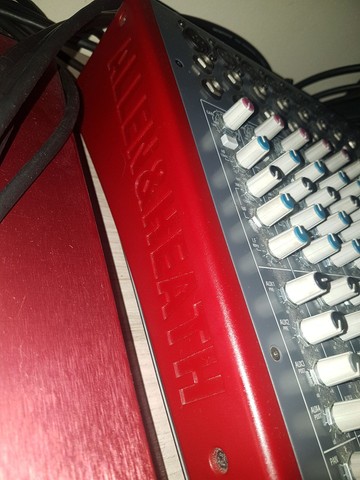Mesa Allen Heath ZED 24 - Foto 4