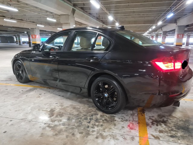 Bmw 320 black