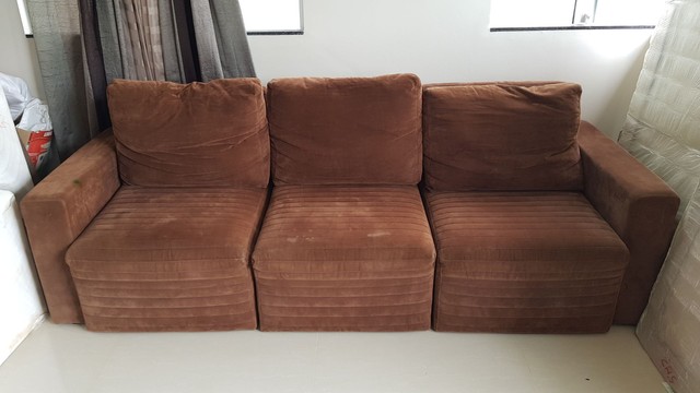 Excelente sofá expansível 