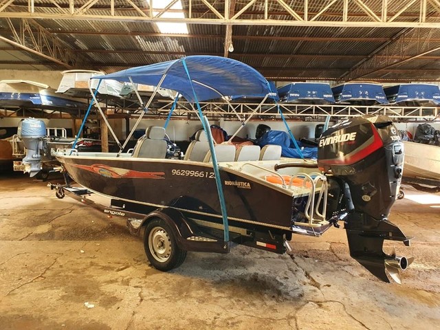 Apache Rionautica 19 2013 motor 130 Hp Evinrude 