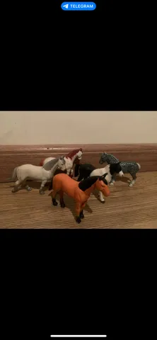 jojofuny 6 Unidades Cavalo De Relógio Miniaturas De Cavalos Brinquedos  Legais Para Cavalos Brinquedos De Cavalos Pequenos Brinquedo Infantil  Plástico