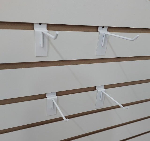 Caixa c/ 100 Gancho p/ Painel Canaletado - Novo - Pronta entrega