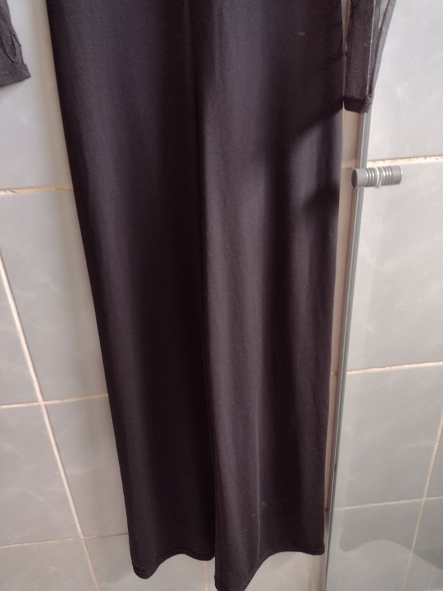 Macacão preto veste 34,36,38 - Foto 3