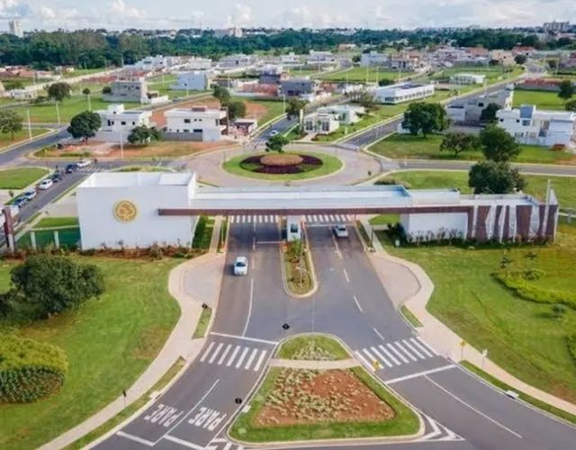Lote condomínio fechado parqueville jacaranda 