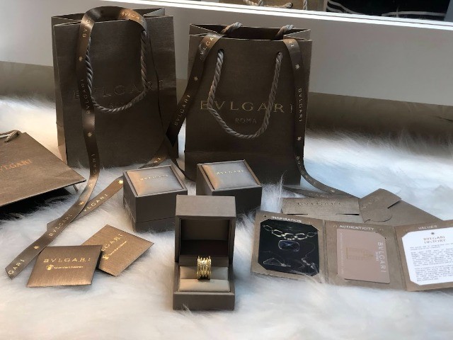 Aneis bvlgari alianças de luxo com caixa original da marca brinde - Foto 3