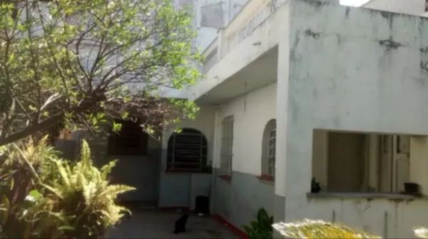 ÓTIMA OPORTUNIDADE TERRENO com 488 m² de área total com casa de alvenaria.Ideal para inves - Foto 3