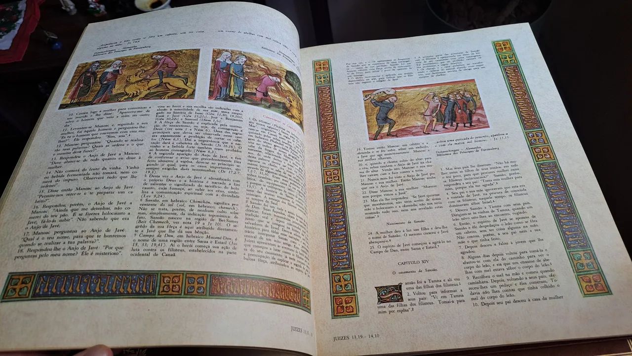 Livro Antigo - Bíblia Sagrada - Edição de Luxo - Foto 3