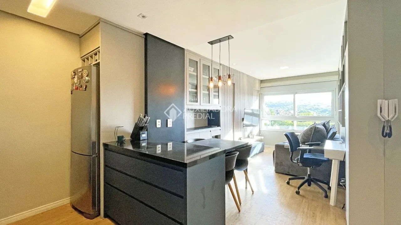 Apartamento à venda no Partenon, Porto Alegre