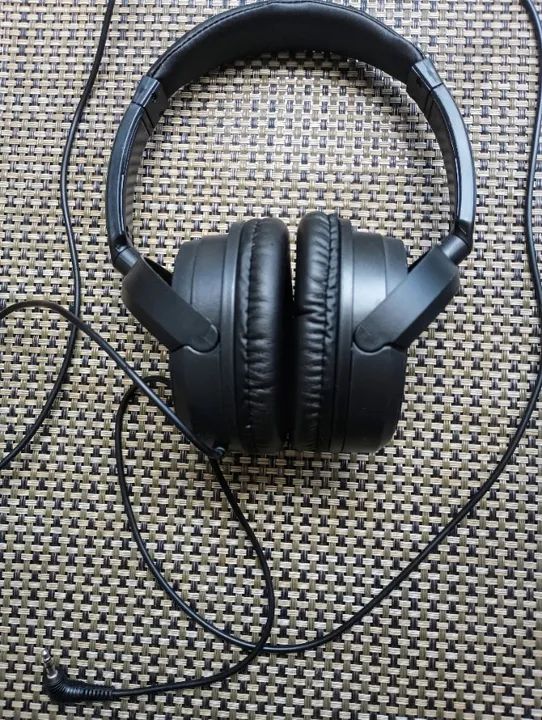 Hedphone c/ fio American Airlines first class