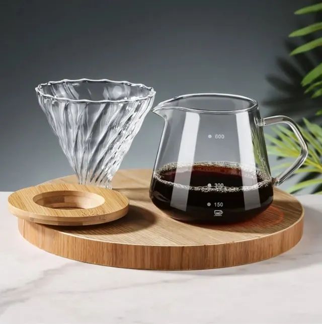 Conjunto Jarra Vidro Porta Filtro Café Vidro Base Bambu V60 40 filtros - Foto 3