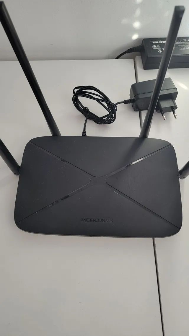 Roteador R$ 18064330135419267121