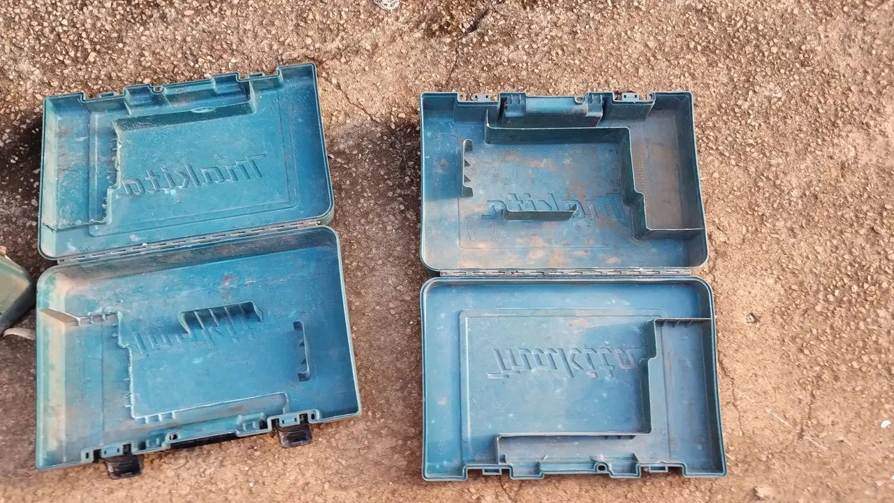 Caixa de ferramentas Makita usada