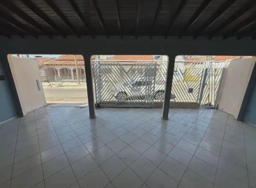 CASA A VENDA NA SAMAMBAIA NORTE!!