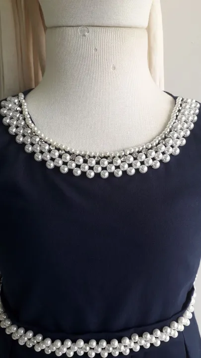 Vestido Infantil Azul com Detalhes em Pérolas