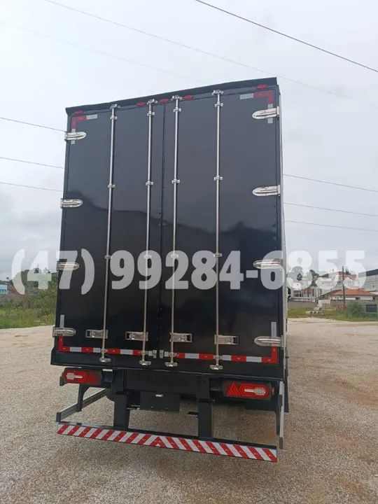 Carreta Baú 30 paletes ano 2020 semi nova super reforçada  - Foto 3