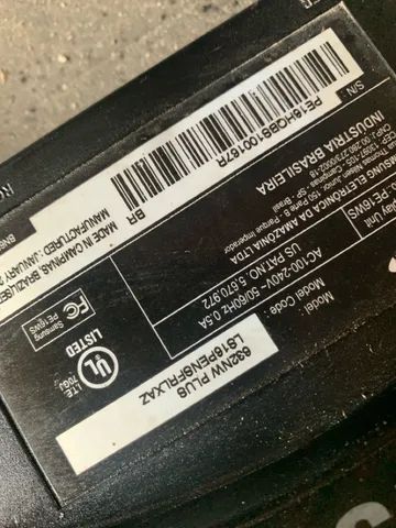 Monitor Samsung 16 polegadas com tela quebrada para aproveita peças  - Foto 5