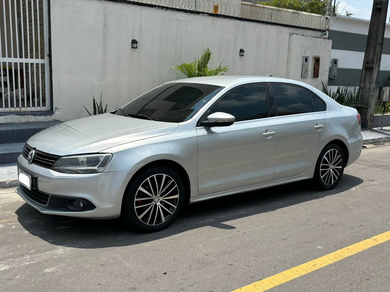 Jetta 2.0 câmbio manual todo TSI