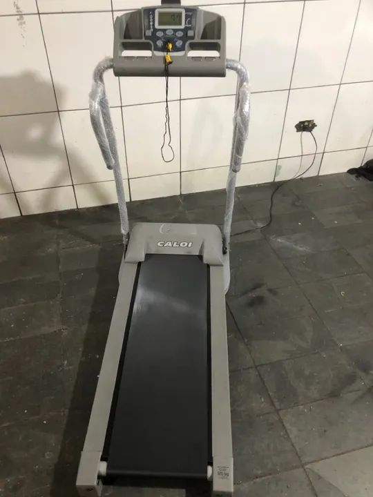 Esteira Caloi Cle 30 com lona nova  - Foto 3