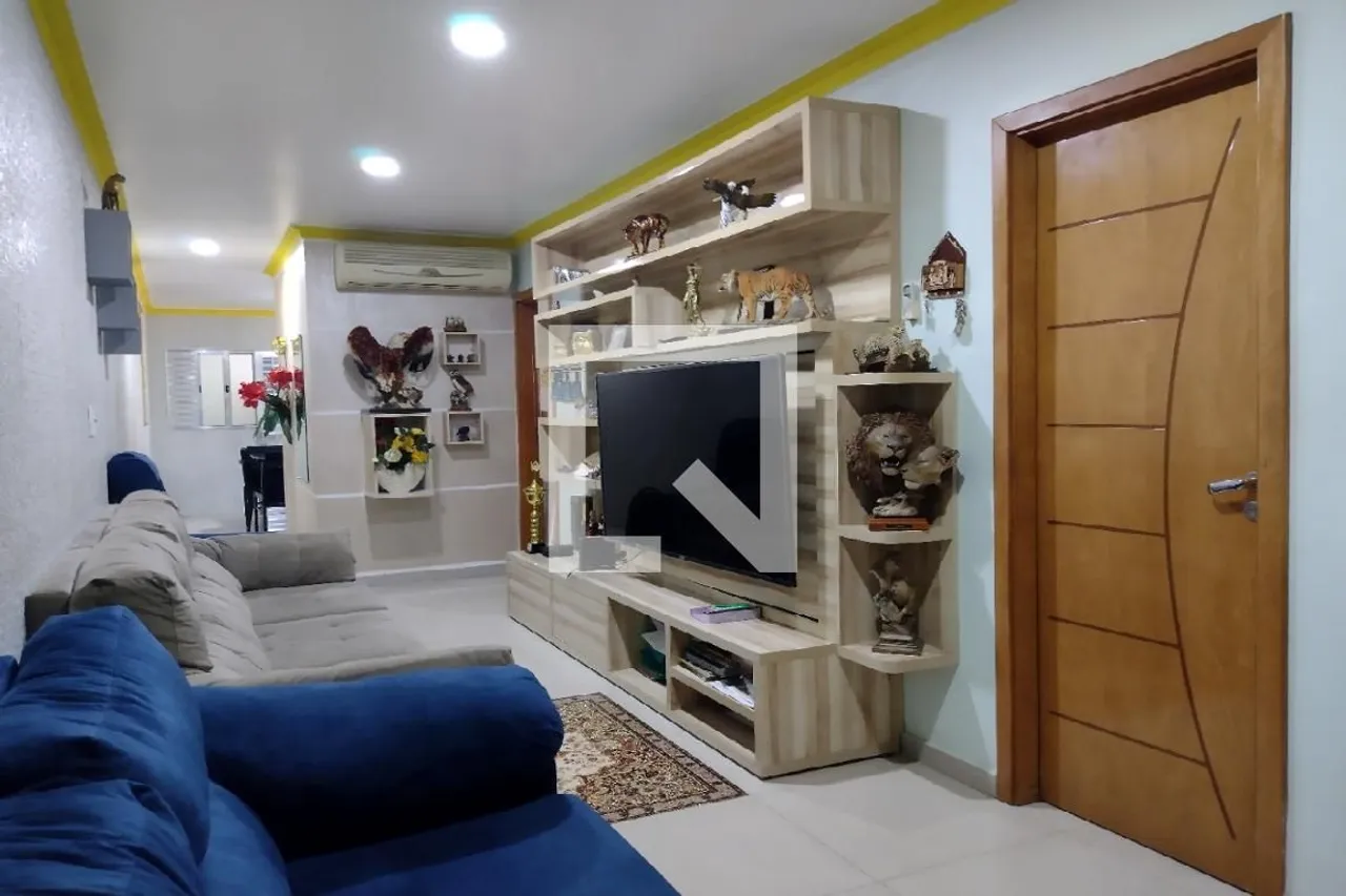 //Casa mobiliada em Petrópolis com 5 suítes