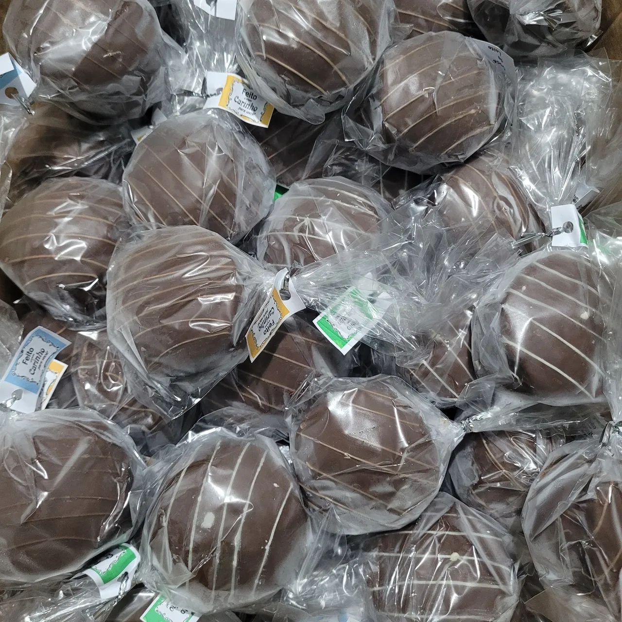 Bolos, doces camafeus e pães de mel. - Foto 4