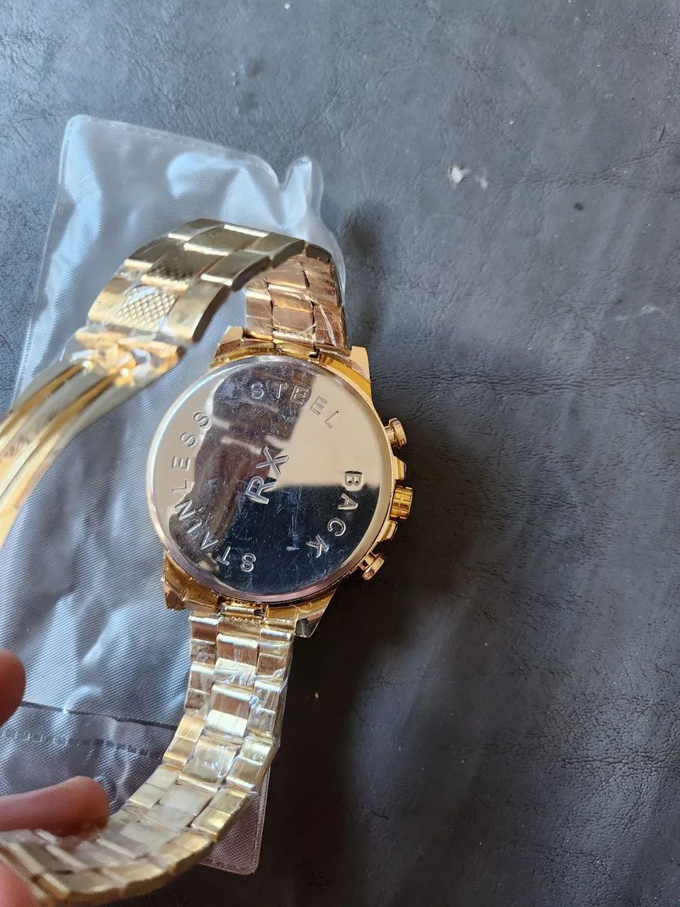 Relógio Dourado Estiloso Masculino - Foto 2