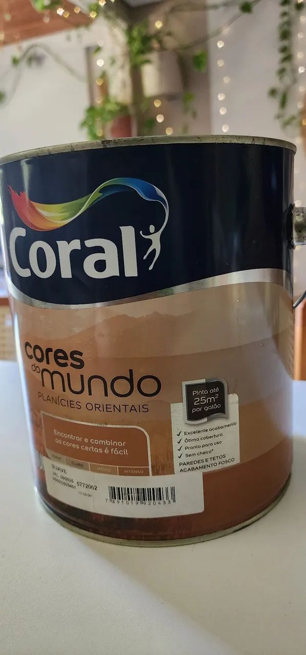Lata de tinta Coral Premium 