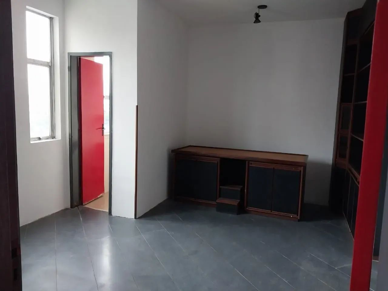 Sala Comercia no Calçadão de Campo Grande, Ampla Sala de Espera com 02 Banheiros ,03 espaç - Foto 6