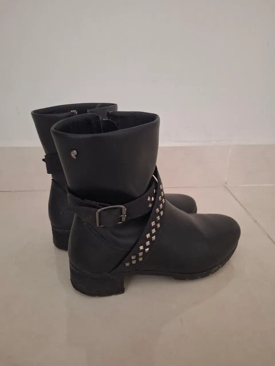 Botas Pampilli tamanho 28 - Foto 2