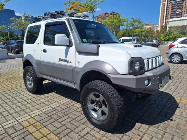Suzuki Jimny 4All 2014 muito novo