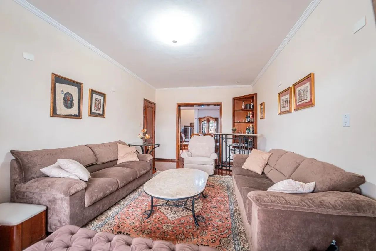 Casa tipo para venda com 2 quartos, sendo 1 suíte, 177m² - Foto 2