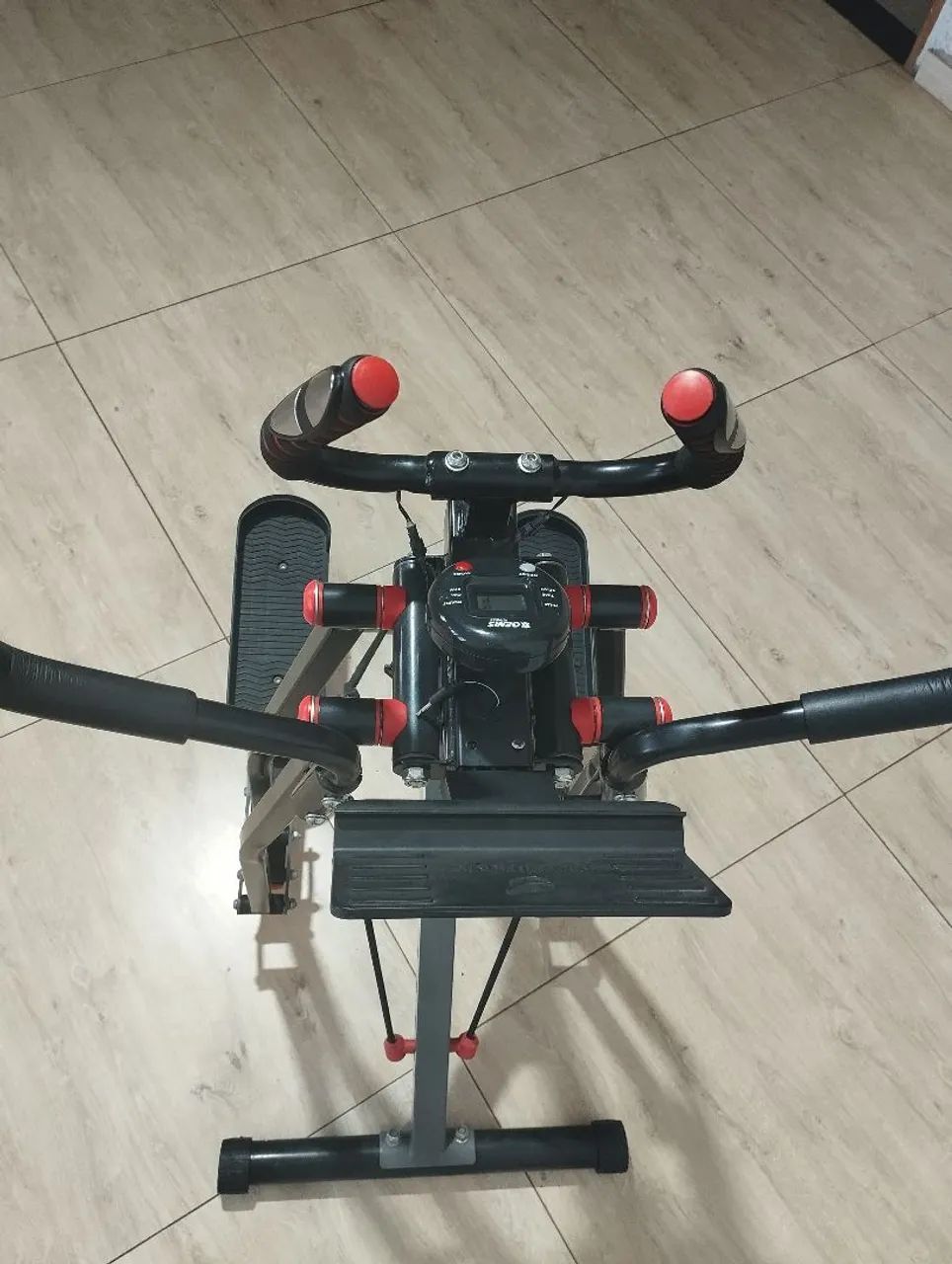 Vendo Elíptico simulador de caminhada semi novo - Foto 3
