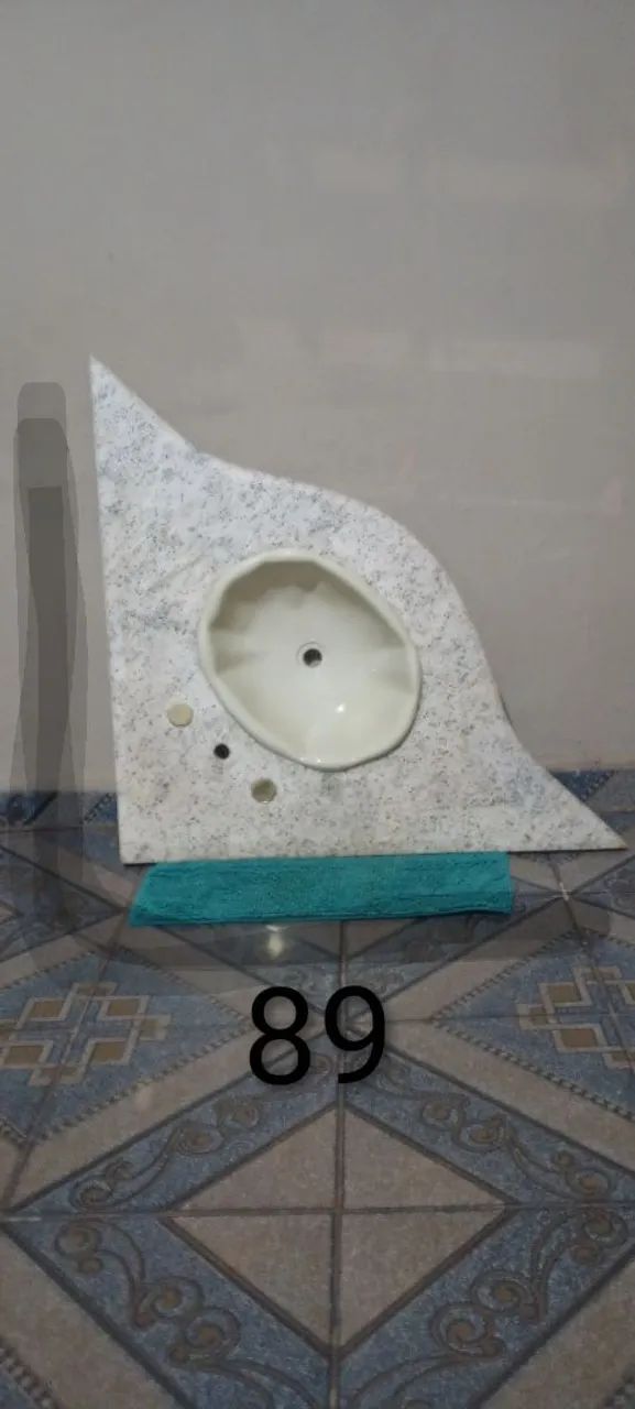 Cuba embutida mais pedra Banheiro 
