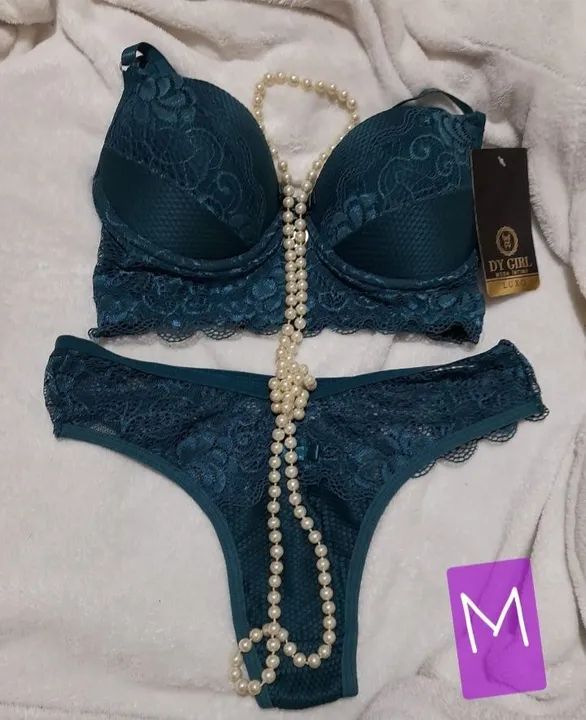 Conjunto de lingerie renda azul
