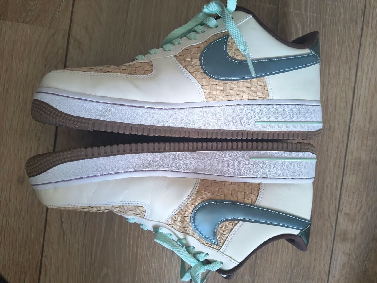 Tênis Nike Air force Low Retro Easter Basket 42 - Foto 2