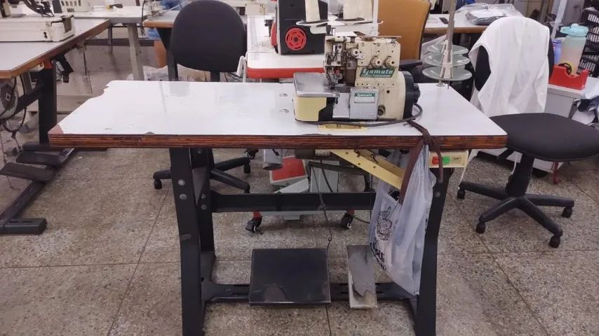 02 Unidades - Máquina de costura Overloque. - Foto 5