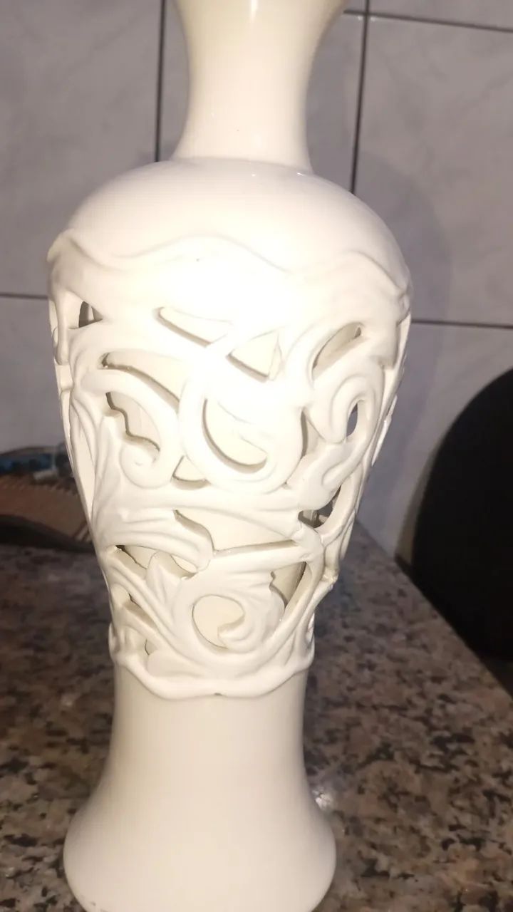 Vaso Decorativo em Cerâmica