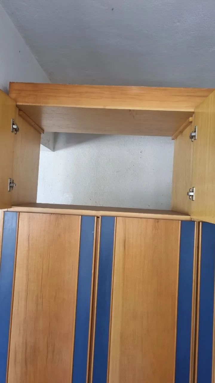 Guarda roupa de madeira  - Foto 5