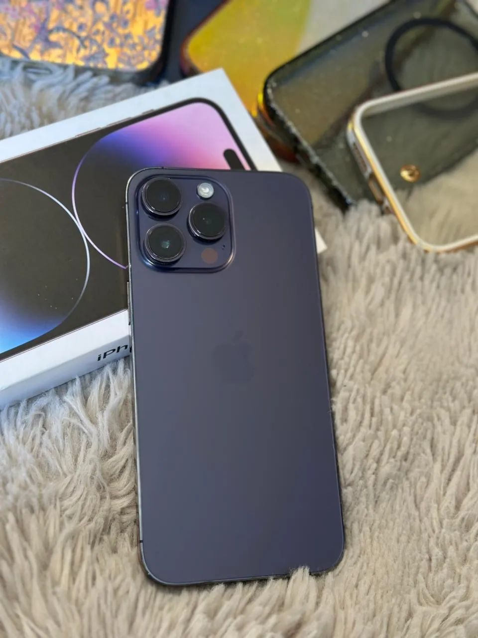 iPhone 14 pro max 256gb Purple - Celulares e Smartphones