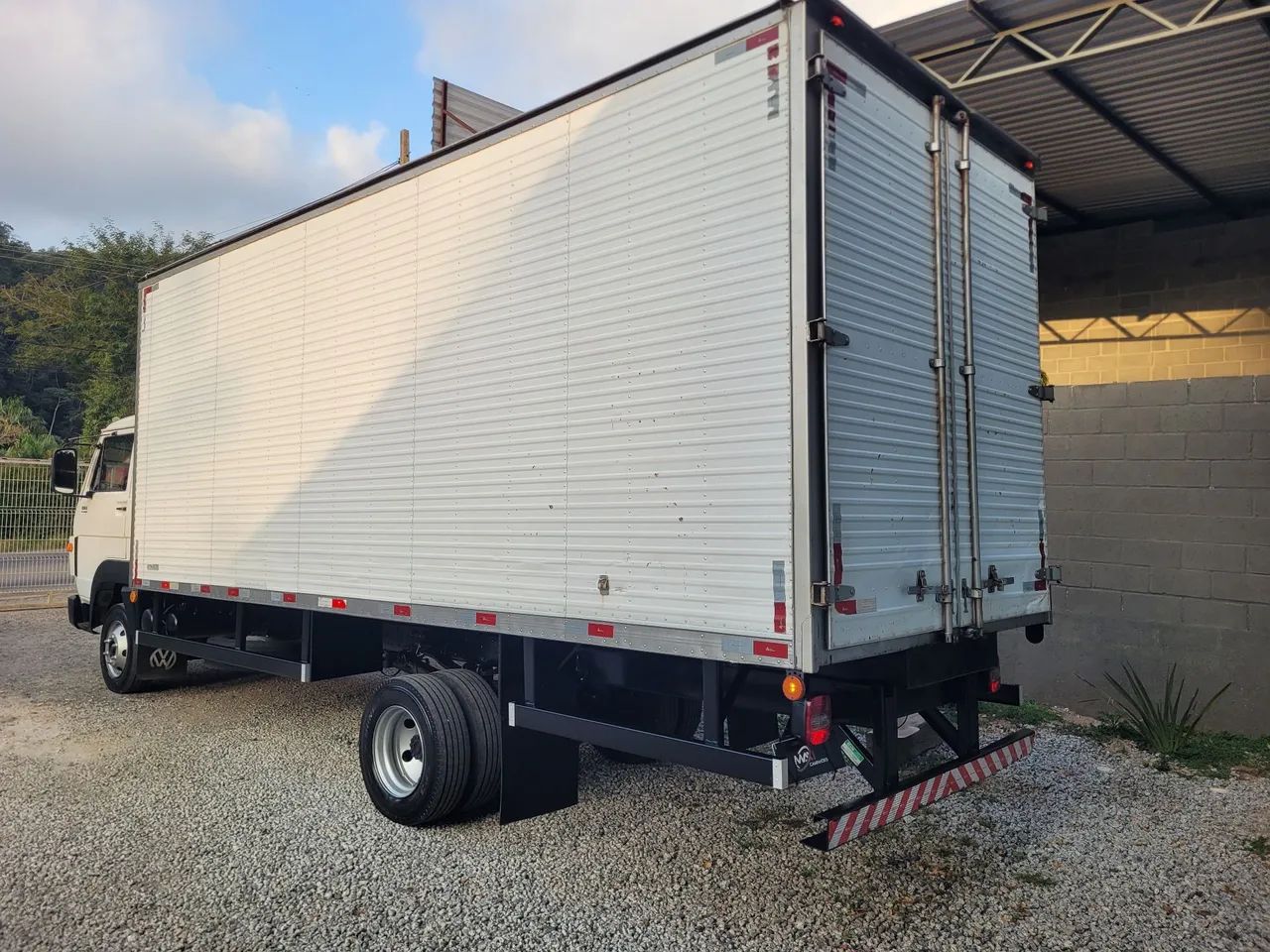 VW 8.160 Delivery 2015 Baú 6,20mts 6 Pneus Novos - Foto 6