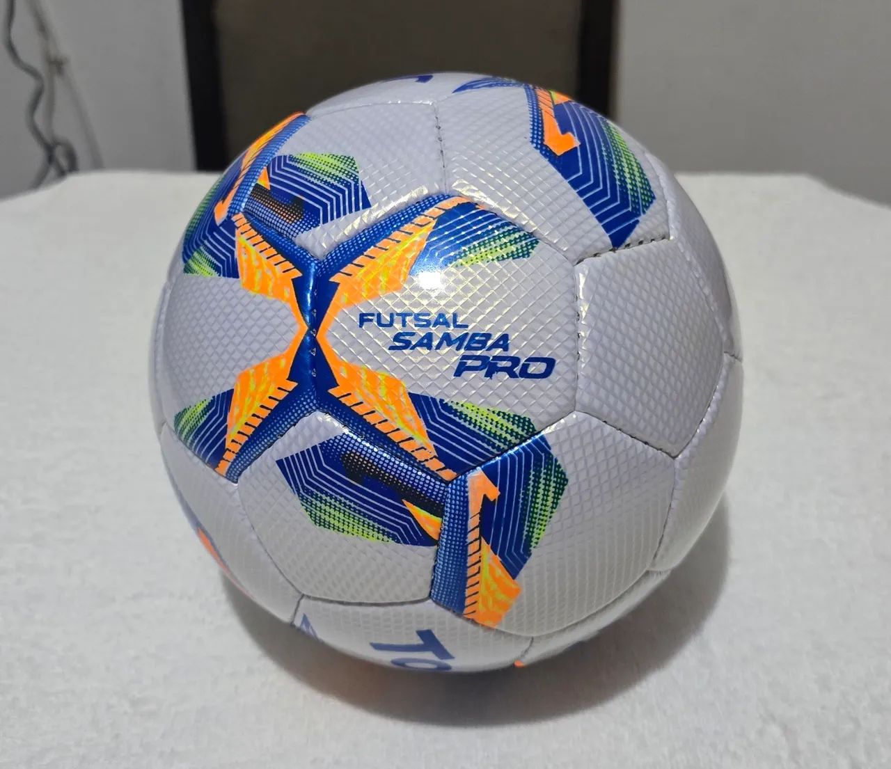 Bola de Futsal da Topper Samba Pro original  - Foto 2