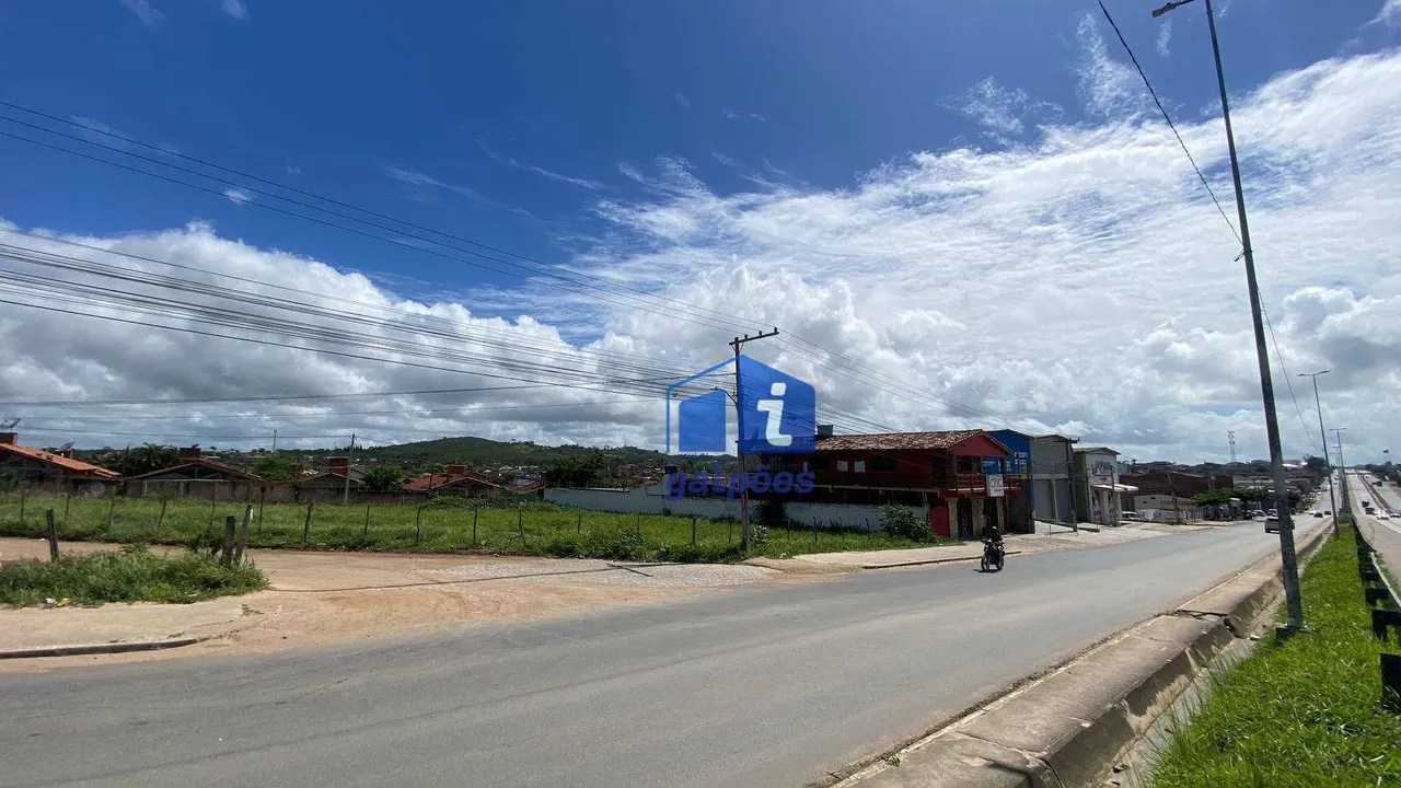 Terreno com 2.300 m² às margens da BR 232 (Via Local) em Gravatá- PE