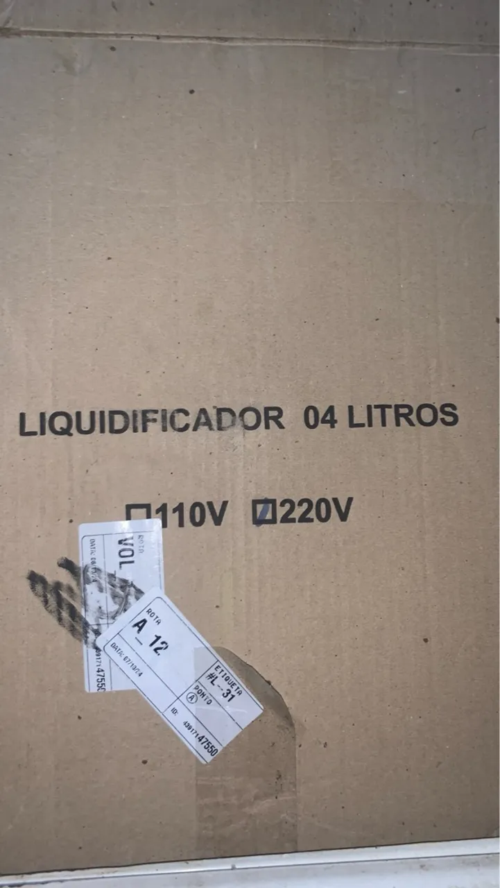 Liquidificador 4 Litros 110V/220V